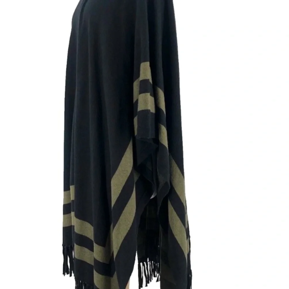 Bailey/44 Open Front Cape/Shawl/Poncho - Picture 3 of 6